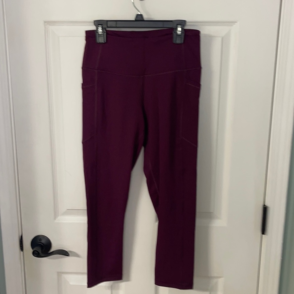 Victoria’s Secret Knockout Capri - Size S